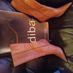 Diba Tan Heeled Boots Elegant Leather Style